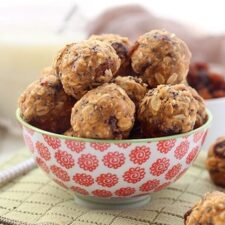 Palline Energetiche Proteiche all'Avena Senza Cottura