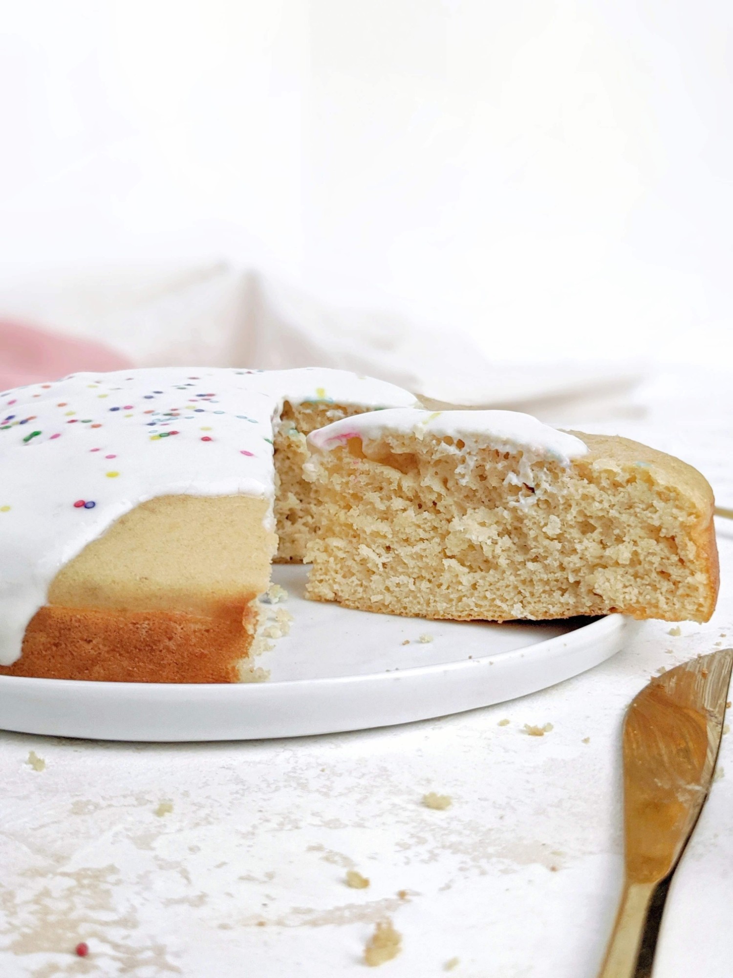 Torta di Compleanno Proteica - Facile, Salutare e Perfetta!