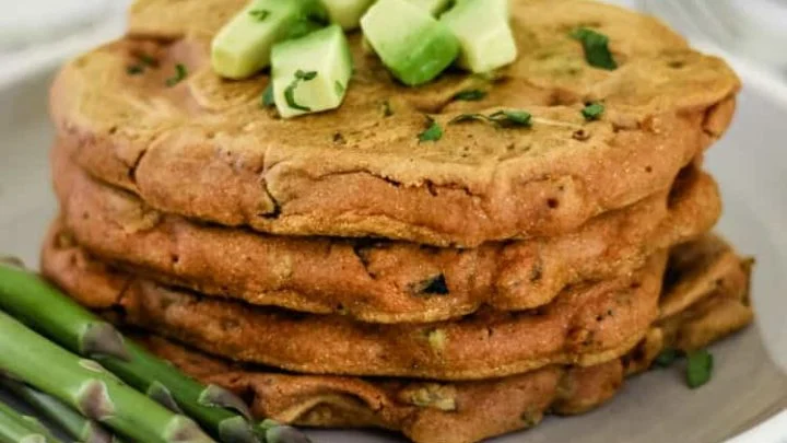 Pancakes Salati Vegani con Farina di Ceci