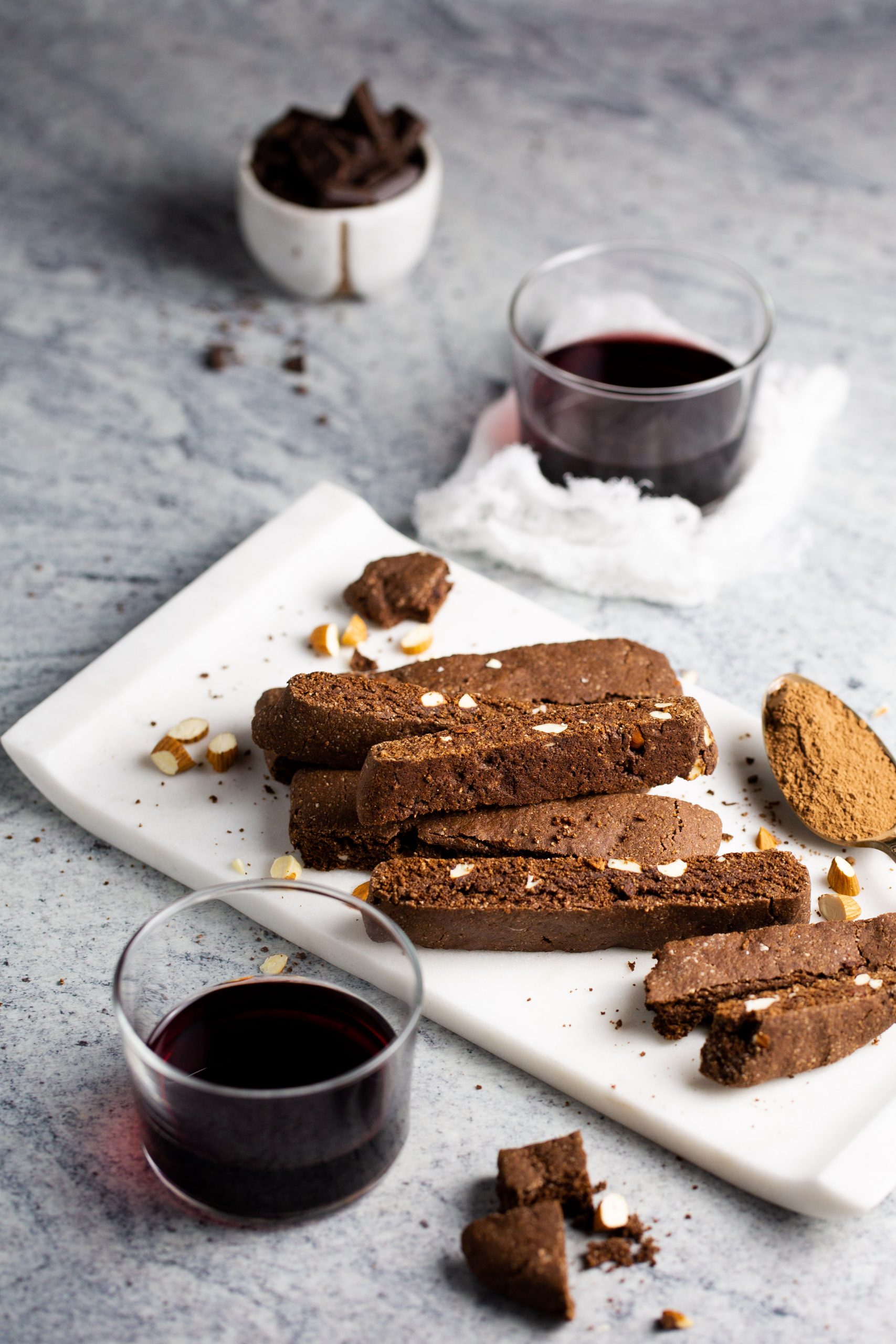 Biscotti Salutari al Cioccolato e Mandorle (Vegani e Senza Lattosio)