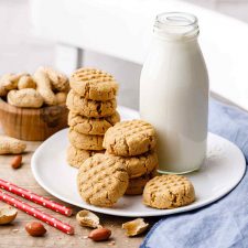 Biscotti proteici low carb per un dolcetto salutare (I migliori!)