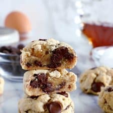 Biscotti Sani all'Olio di Cocco e Gocce di Cioccolato (Senza Glutine, Senza Burro)