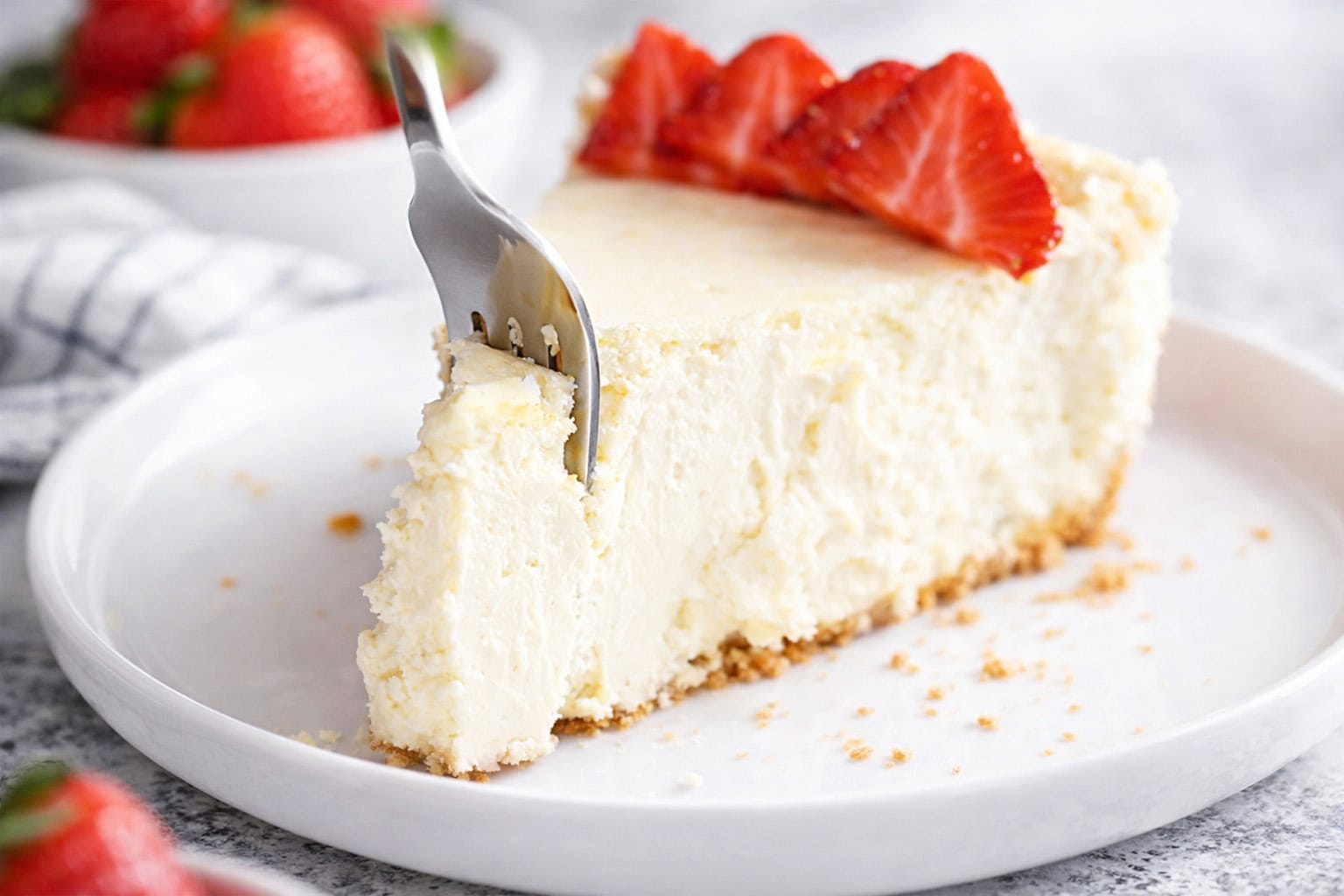Cheesecake Keto (Cremoso, Senza Crepe, Ricetta Facile)