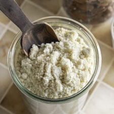 Farina di Mandorle Fatta in Casa con 1 Ingrediente