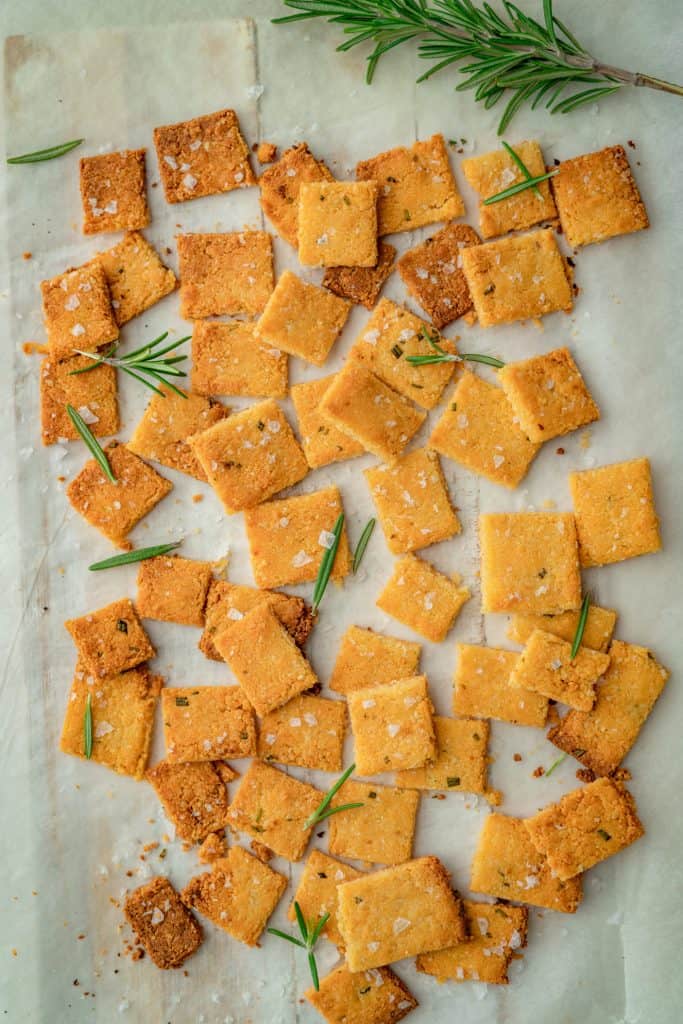 Cracker Keto con 2 Ingredienti
