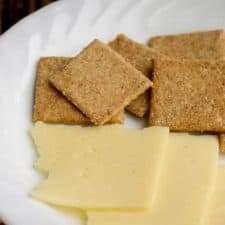 Cracker Fatti in Casa "Stile Wheat Thins"