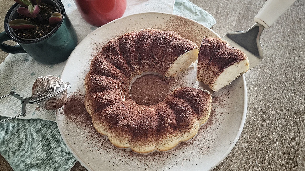 Torta di albumi keto: senza glutine e facilissima