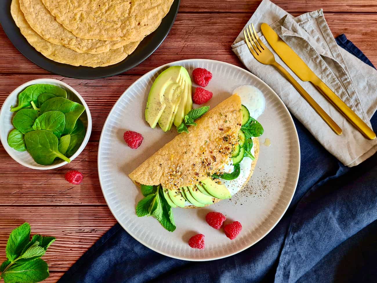 Pancake di Lenticchie Rosse Senza Zucchero con Verdure e Frutta
