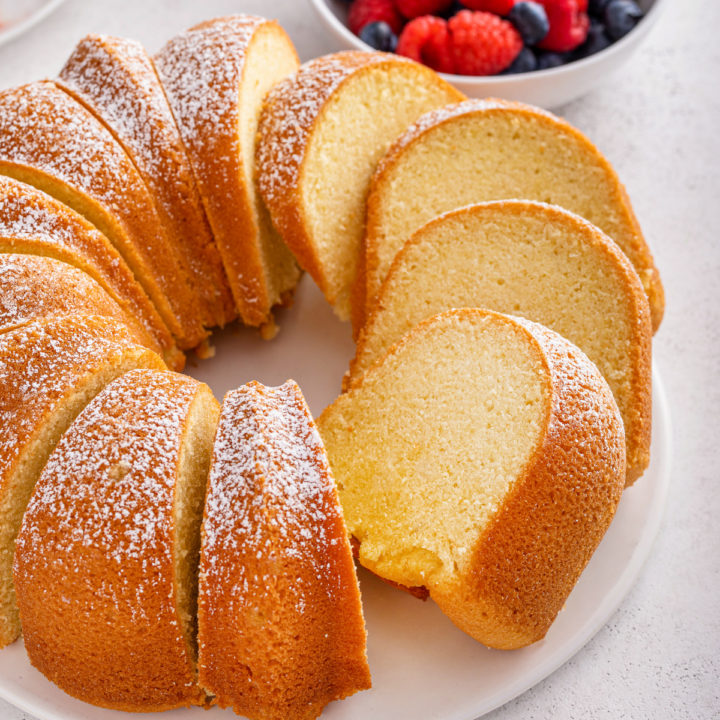 Torta Greca allo Yogurt Keto (Senza Glutine)