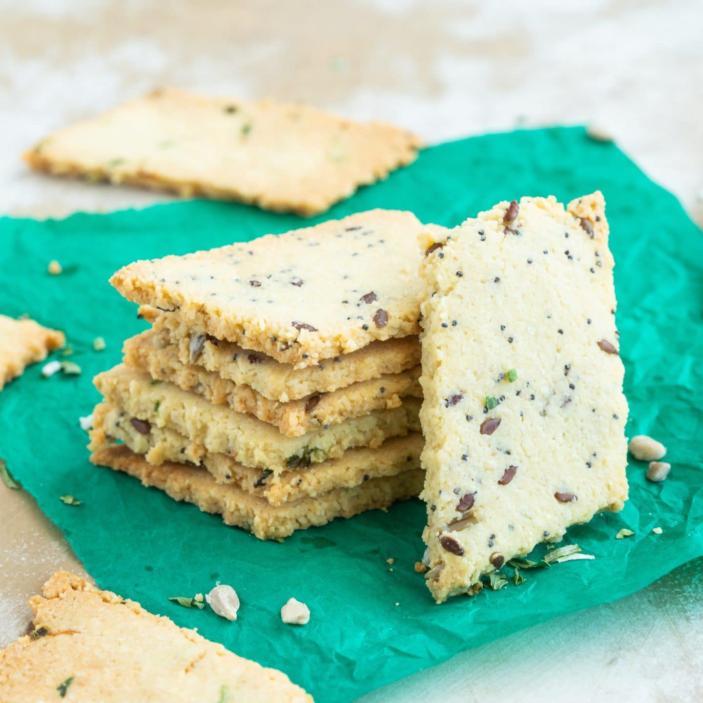 Crackers Keto a 3 Ingredienti